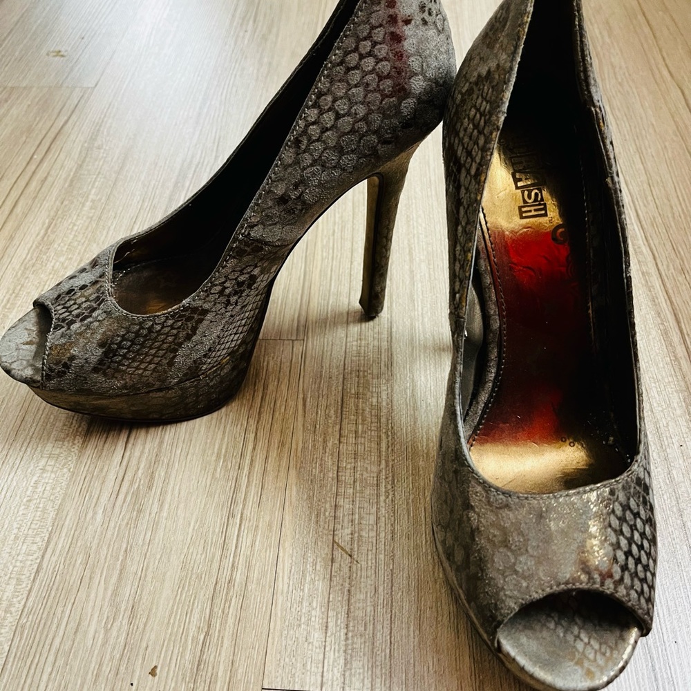 Brash Platform Peep- toe Stilettos heels - Picture 9 of 14